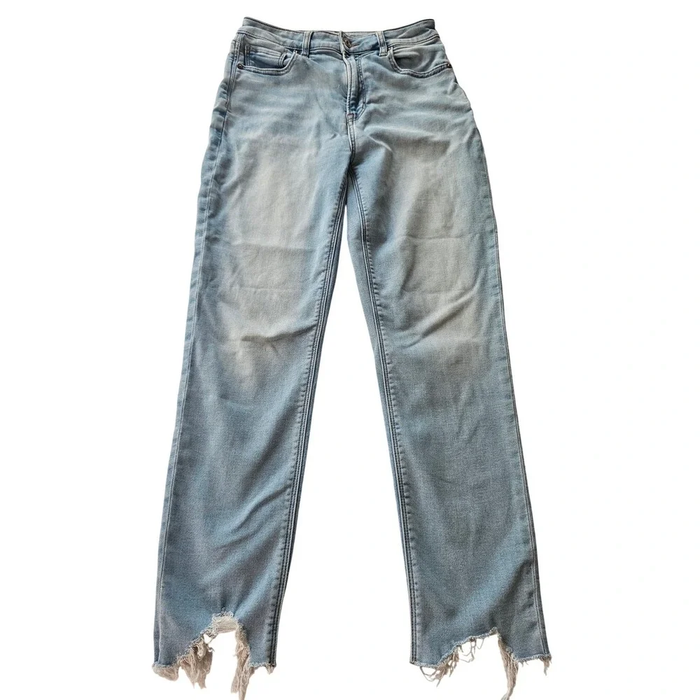 American Eagle Mom Jeans Womens 2 Light Wash High‎ Rise Frayed Y2K